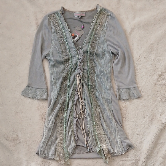 Pretty Angel Dresses & Skirts - Flowy Lace Layered Dress